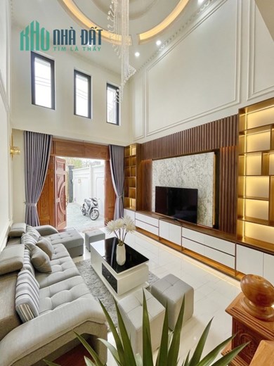 Bán Nhà 5 Tầng Hoàn Công Hẻm 8m 110m2 Cho Thuê 35Tr Giá 12.8 Tỷ. TL