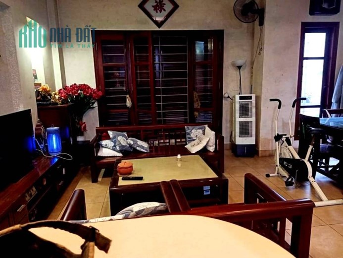 Bán Nhà Phố Xã Đàn Quận Đống Đa. Sổ 60m Thực Tế 70m Xây 5 Tầng Mặt Tiền 6.9m Nhỉnh 10 Tỷ. Cam Kết