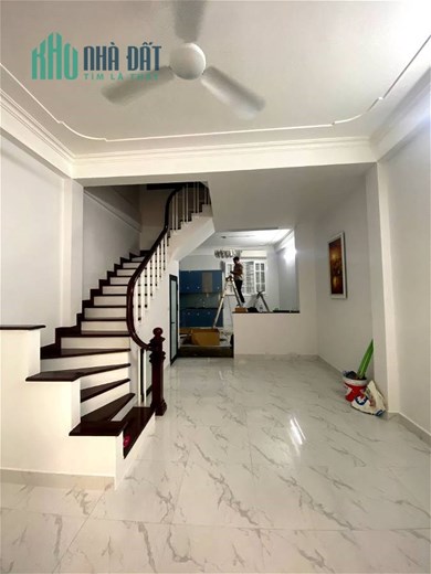 Bán Nhà Phố Xã Đàn Quận Đống Đa. 45m Mặt Tiền 4.5m Nhỉnh 11 Tỷ. Cam Kết Ảnh Thật Mô Tả Chính Xác.