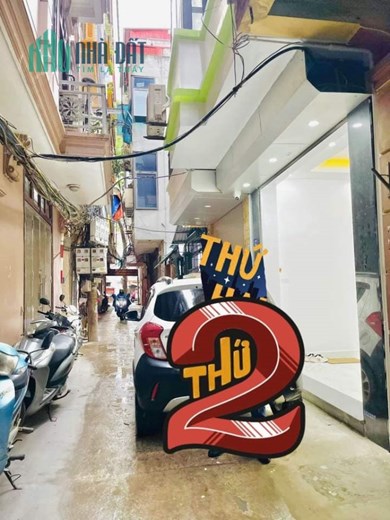 BÁN NHÀ GẦN PHỐ LÊ TRỌNG TẤN DT:37M2 5 TẦNG - 6 NGỦ - MT:3.7M - GIÁ:5x - CHỈ 20M RA MẶT PHỐ .