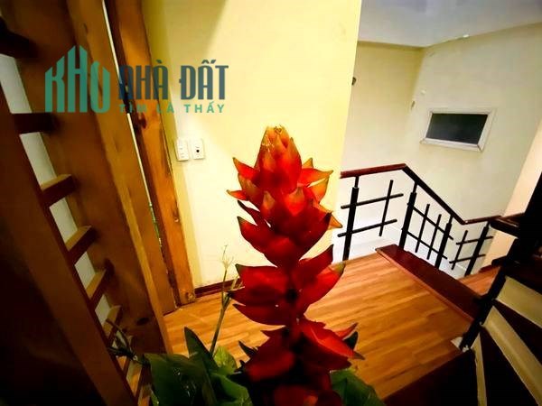 Bán Nhà Phố Xã Đàn Quận Đống Đa. 80m Mặt Tiền 7.3m Nhỉnh 15 Tỷ. Cam Kết Ảnh Thật Mô Tả Chính Xác.