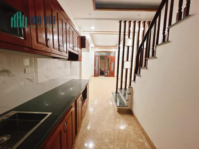 CHÍNH CHỦ BÁN NHANH NHÀ Đền Lừ, Hoàng Mai 42m2 x 5 Tầng. Ô Tô. CHỈ HƠN 4 TỶ nhà mới,đẹp,ở luôn,SĐCC