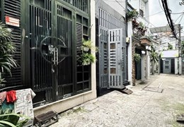 A3131- Bán Nhà Phú Nhuận Trường Sa 70m2, 3 Tầng , 4Pn giá 6 tỷ 9