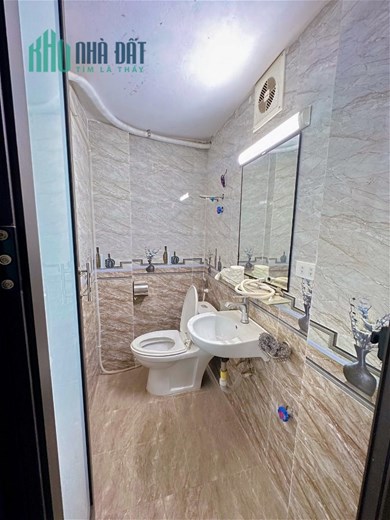 Bán Nhà Mặt Phố Âu Cơ Quận Tây Hồ. 32m Xây 7 Tầng Nhỉnh 10 Tỷ. Cam Kết Ảnh Thật Mô Tả Chính Xác.