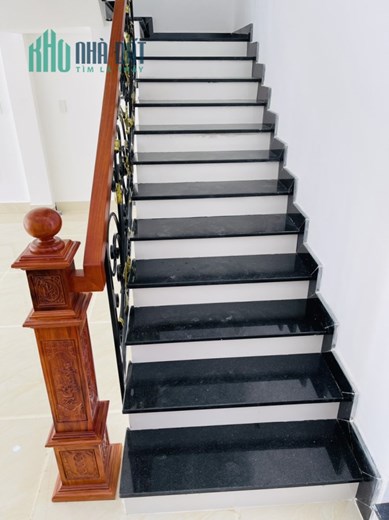 Bán gấp nhà mới xây HXH nở hậu 6,5/6,7m Đoàn Nguyễn Tuấn, Tân Quý Tây, Bình Chánh