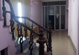 Nhỉnh 7 tỷ có ngay mặt đê tô hoàng. hai bà trưng.45m2 nhà đẹp sổ nở hậu