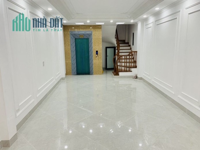 Bán nhà Vũ Xuân Thiều,Long Biên 5 tầng 60m2,Mt4.2m ,thang máy chỉ 6 tỷ