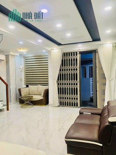 SIÊU PHẨM NGUYỄN TRÃI - QUẬN 5 PHƯỜNG 2.