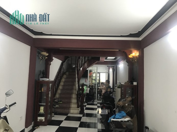 Bán nhà Trần Phú, Hà Đông 59m2 chỉ hơn 7 tỷ LÔ GÓC, Ô TÔ, KINH DOANH