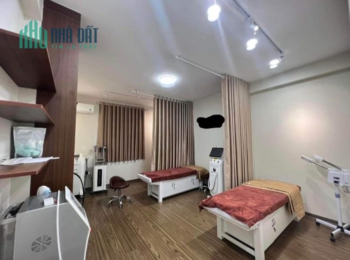 Bán nhà LÔ GÓC MAI DỊCH, CẦU GIẤY, NHỈNH 12 Tỷ
NHÀ MỚI 6 TẦNG - GARA Ô TÔ - 1 NHÀ RA PHỐ