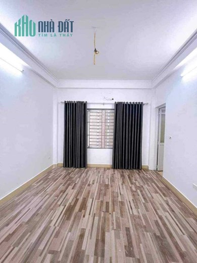 Bán Nhà Ngõ 93 Ngọc Trục - Nam Từ Liêm 30m2 x 5 tầng, 4 phòng ngủ đầy đủ công năng, nhà mới ở ngay,