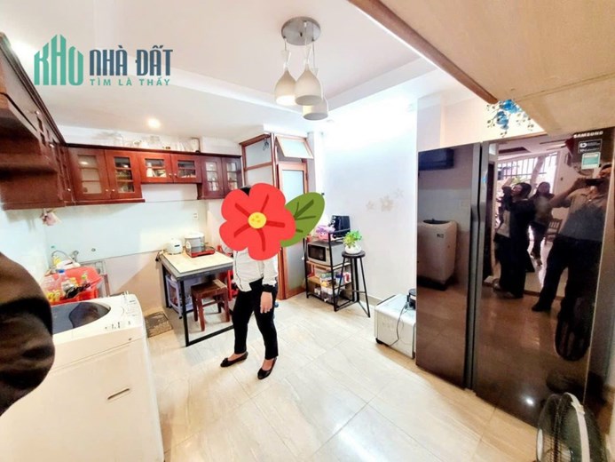 Bán gấp nhà 5T 51m2 HXH quay đầu gần MT Hoàng Hoa Thám Q.Bình Thạnh, giá nhỉnh 8 tỷ