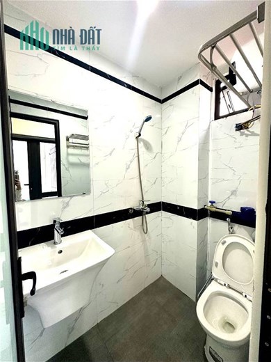 Bán Nhà Phố Xã Đàn Quận Đống Đa. 63m Xây 7 Tầng Mặt Tiền 5.4m Nhỉnh 16 Tỷ. Cam Kết Ảnh Thật Mô Tả