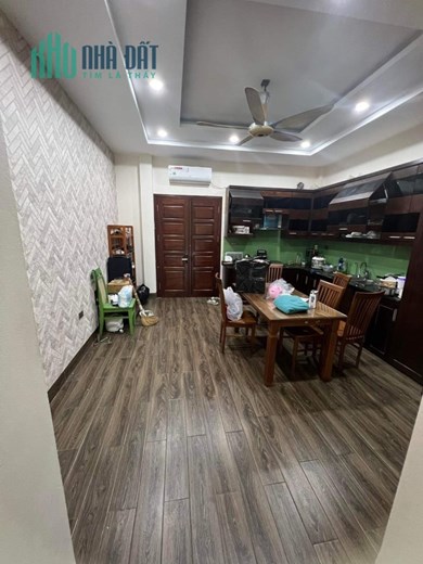 NHÀ ĐẸP 5 TẦNG  MẶT PHỐ ÁI MỘ - LÔ GÓC 3 MẶT TIỀN KINH DOANH - VỈA HÈ RỘNG - KINH DOANH CỰC