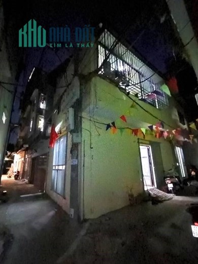 BÁN NHÀ LONG BIÊN 2 TỶ 1-LÔ GÓC-DÂN XÂY Ở SƯỚNG- GẦN AEON MALL LONG BIÊN.