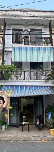 == Cần Bán Nhà 3 Tầng Mt Đường HOÀ MINH 15. gần biển , khu dân trí cao