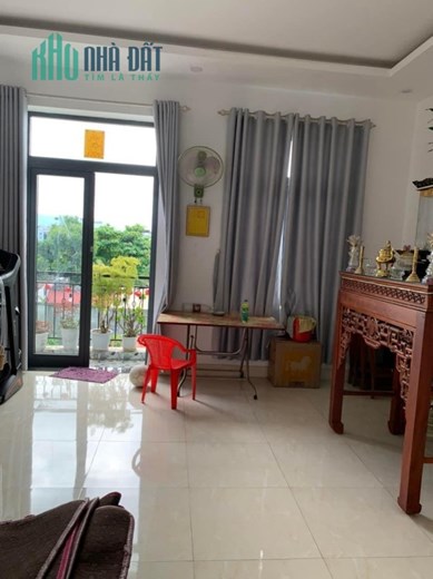 == Cần Bán Nhà 3 Tầng Mt Đường HOÀ MINH 15. gần biển , khu dân trí cao