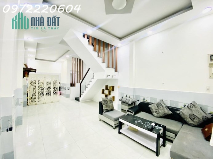 HẺM XE HƠI 7 CHỖ - 252// PHẠM VĂN CHIÊU - KHU VỰC CỰC KỲ SẦM UẤT - NHÀ ĐẸP Ở NGAY, ĐẦY ĐỦ CÔNG NĂNG
