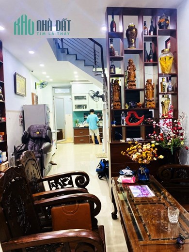 Bán nhà 2 mặt hẻm 6m Trường Chinh quận Tân Bình 4 x 15-4T BTCT hơn 5 tỷ TL