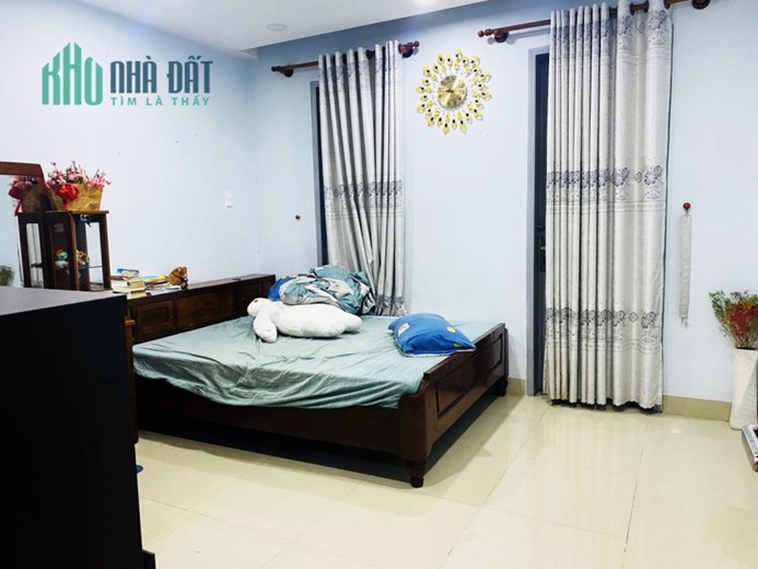Bán nhà 2 mặt hẻm 6m Trường Chinh quận Tân Bình 4 x 15-4T BTCT hơn 5 tỷ TL