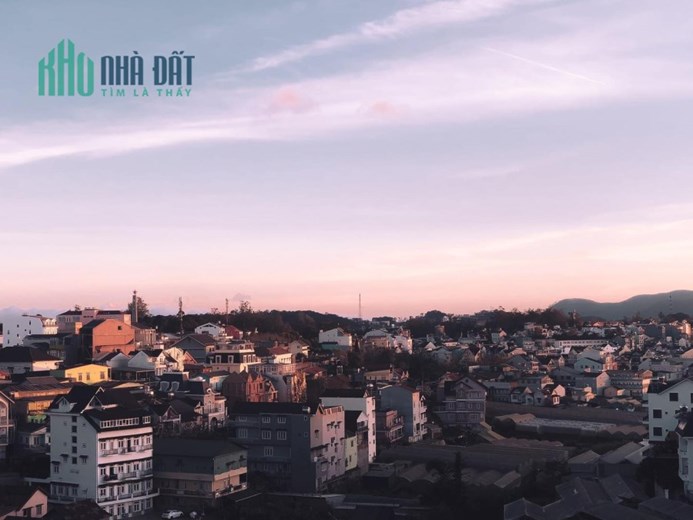 Bán villa mặt tiền Lý Nam Đế P8 Đà Lạt có 10 phòng kinh doanh