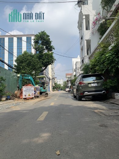 Bán nhà mặt phố đường số 4 Vista, 9 tỷ, 6mx9m, cấp 4 tiện xây mới