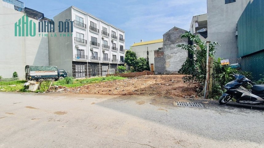 Cần bán ô đất trục đường to tổ 14 yên nghĩa. 
Đường 2 ô tô tải tránh nhau kinh doanh nhỏ dc 
Giá