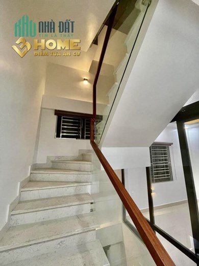 VC272. CHO THUÊ NHÀ MẶT NGÕ VĂN CAO 4 NGỦ ĐỒ CƠ BẢN