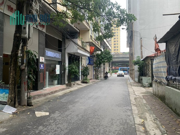 BÁN ĐẤT TẶNG NHÀ TRUNG TÂM - PHƯỜNG THỤY PHƯƠNG -GẦN  HỌC VIỆN TÀI CHÍNH:  52M2 , - MẶT TIỀN .4.3M-
