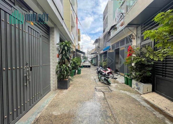 Nhà 2 tầng HXH 72m2 ngay Lê Văn Qưới Bình Tân chỉ 4 tỷ nhỉnh
