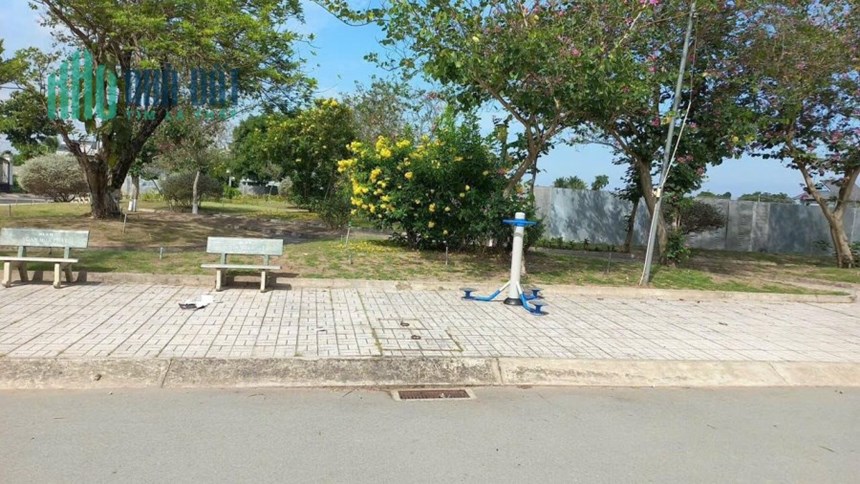 HOT HOT SỞ HỮU NGAY LÔ ĐẤT ĐẸP – GIÁ TỐT Tại huyện Đức Hòa Long AN