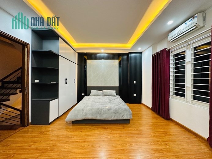 Bán Nhà Lê Văn Hiến, BắcTừ Liêm, Đường Ô Tô Tránh, Kinh Doanh Bất Chấp, 30m2, 5 Tầng,  3,7 Tỷ