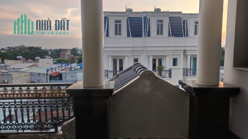 Nhà Mặt Tiền Hà Huy Giáp 4x20 3 Tầng oto đậu trong nhà Giá 4,990 Tỷ