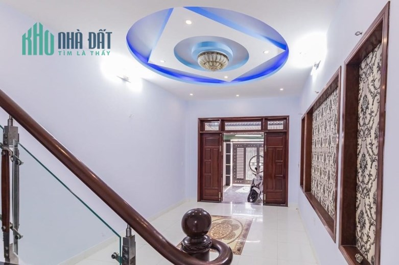 Nhà Mặt Tiền Hà Huy Giáp 4x20 3 Tầng oto đậu trong nhà Giá 4,990 Tỷ