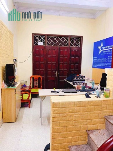 Bán Nhà Ngõ 401 Cổ Nhuế 62m2 x 3 tầng, 3 phòng ngủ, ngõ thông rộng, ô tô đỗ cửa, khách mua về xây 2