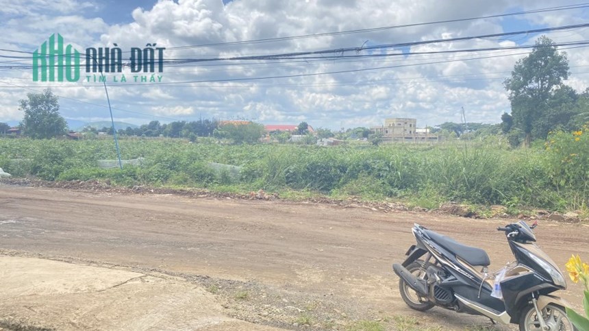 Bán lô đất mặt tiền đường Bà Triệu, liên nghĩa đức trọng 4,3 tỷ