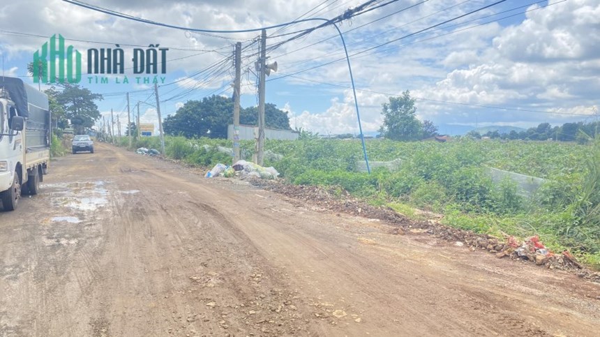 Bán lô đất mặt tiền đường Bà Triệu, liên nghĩa đức trọng 4,3 tỷ