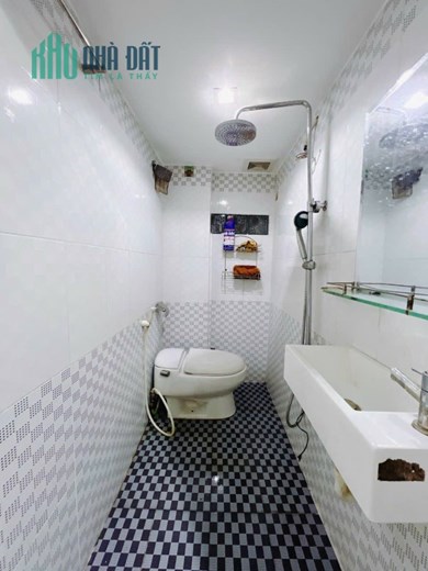 Bán nhà mặt tiền 283 Nguyễn Thượng Hiền p 4 quận 3 kết cấu 4 tầng