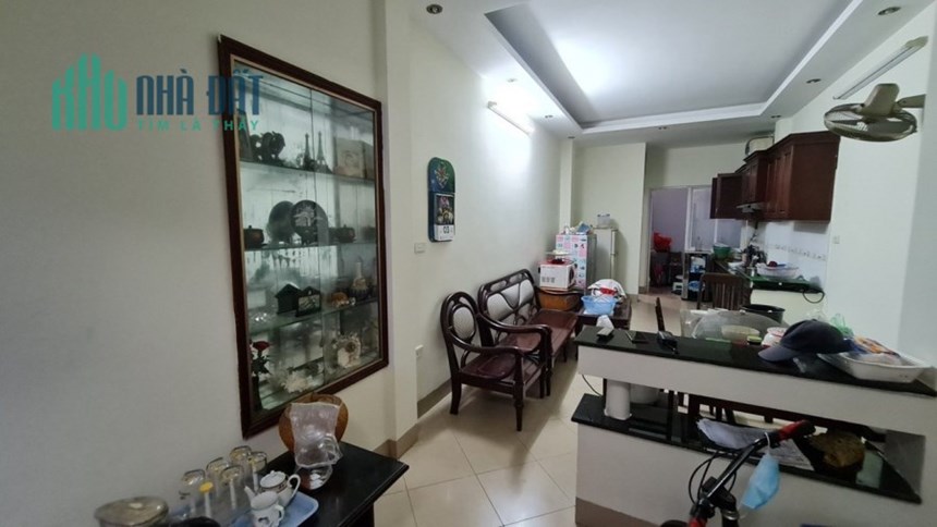 Bán Nhà Phố Pháo Đài Láng Quận Đống Đa. Sổ 70m Thực Tế 75m Nhỉnh 12 Tỷ. Cam Kết Ảnh Thật Mô Tả