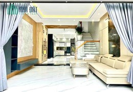 Bán nhà Tô Hiệu, CỰC ĐẸP, FULL nội thất, 3 tầng, 4 phòng, ở ngay, sát bến xe, nhỉnh 3 tỷ