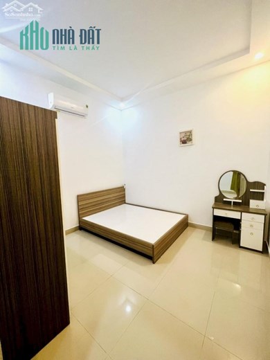 Bán nhà Tô Hiệu, CỰC ĐẸP, FULL nội thất, 3 tầng, 4 phòng, ở ngay, sát bến xe, nhỉnh 3 tỷ