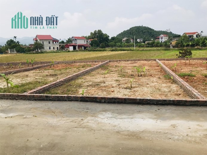 Vừa bán vừa tặng giá chỉ hơn 5tr/m tại Hồng Kỳ, ss chia 3 lô cực đẹp