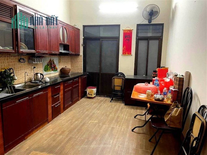 Bán Nhà Phố Pháo Đài Láng Quận Đống Đa. 56m Nhỉnh 13 Tỷ. Cam Kết Ảnh Thật Mô Tả Chính Xác. Chủ