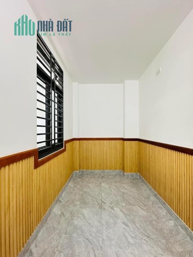 Nhà bán Nguyễn Thái Sơn 44M2 4 tầng 3PN nhỉnh 5 tỷ đang cho thuê 17tr/ tháng