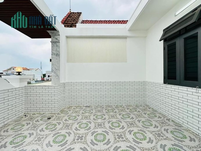Nhà bán Nguyễn Thái Sơn 44M2 4 tầng 3PN nhỉnh 5 tỷ đang cho thuê 17tr/ tháng
