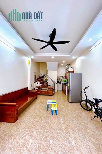Nhà 5 tầng lô góc, full 90% nội thất, ngõ 634 Kim Giang, gần Linh Đàm, giá dưới 4 tỷ