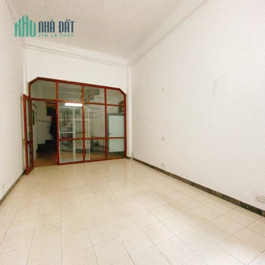 Bán nhà Cầu Giấy 77m², 5 tầng, MT 8.4m, giá 14.5 tỷ Cầu Giấy. MUA Liên hệ : O94lO7l689