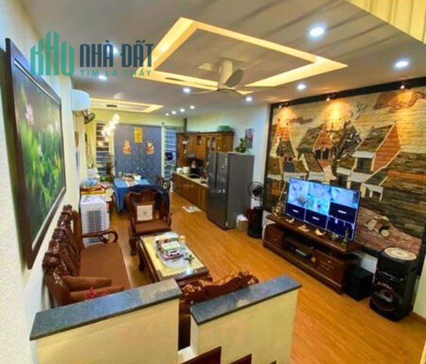 Bán nhà đẹp lung linh, ngõ 3 gác thoáng sáng, thông Hào Nam - La Thành, 42m2 - 5 tỷ 500 triệu