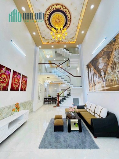 Bán nhà Cây Trâm 4.2x25m CN 100m² giá 7.5 tỷ xe hơi đậu trong nhà.