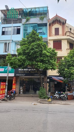 Chính chủ cần bán Tòa nhà 5.5 tầng thang máy mặt đường Chiến Thắng, hai mặt phố